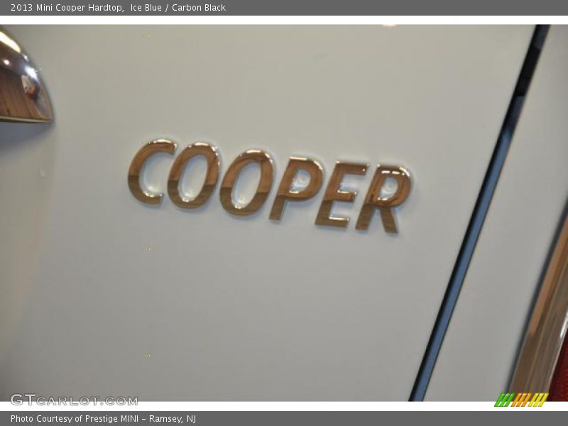 Ice Blue / Carbon Black 2013 Mini Cooper Hardtop