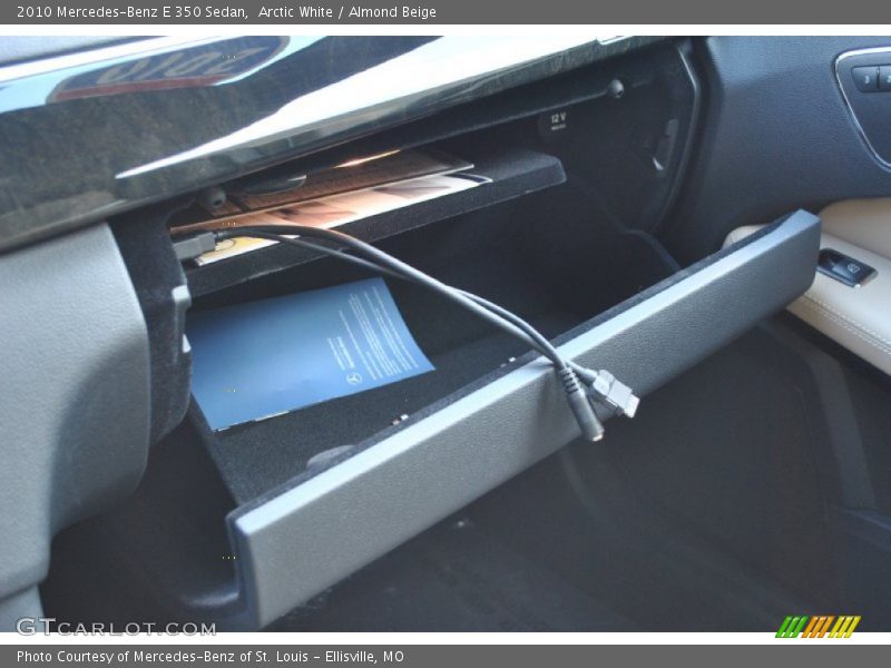 Arctic White / Almond Beige 2010 Mercedes-Benz E 350 Sedan