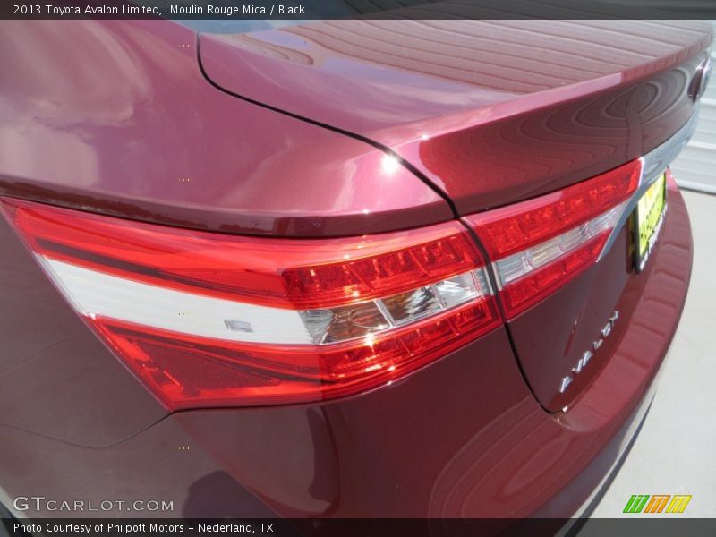 Moulin Rouge Mica / Black 2013 Toyota Avalon Limited