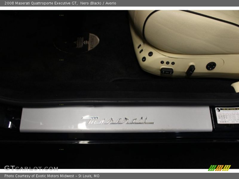 Nero (Black) / Avorio 2008 Maserati Quattroporte Executive GT