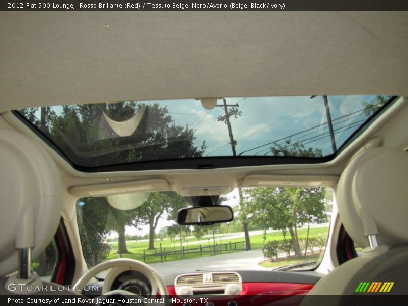 Sunroof of 2012 500 Lounge