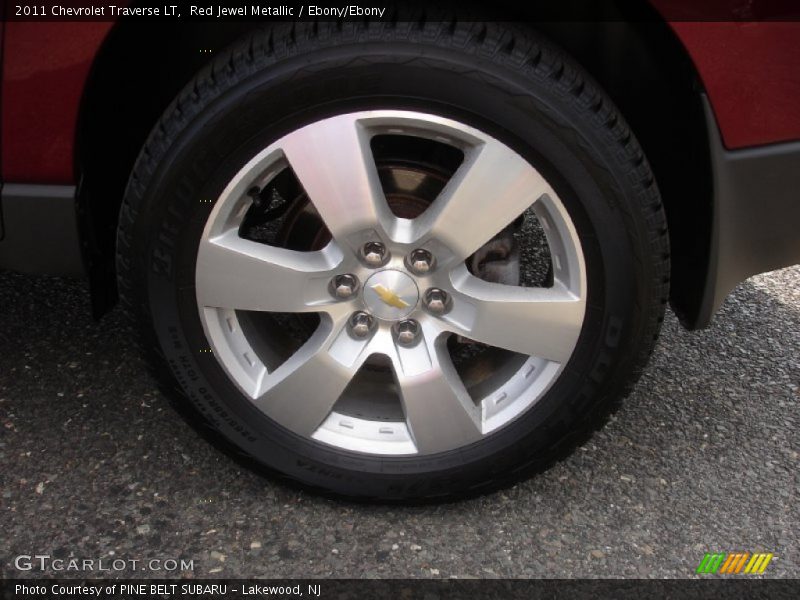 Red Jewel Metallic / Ebony/Ebony 2011 Chevrolet Traverse LT