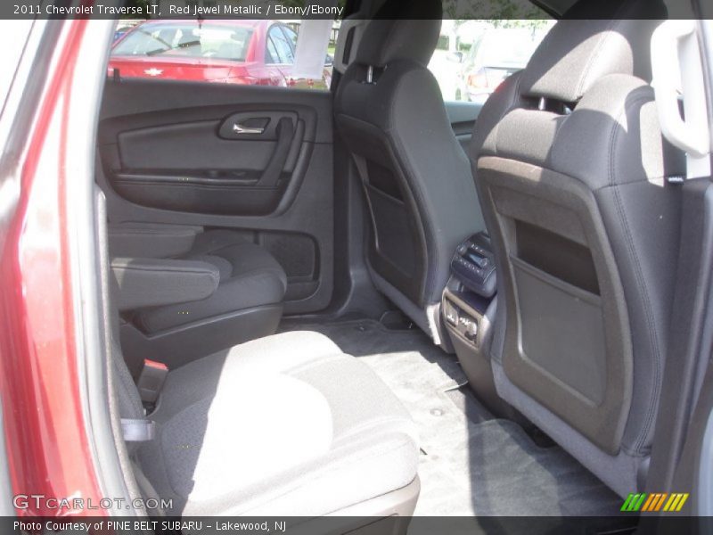Red Jewel Metallic / Ebony/Ebony 2011 Chevrolet Traverse LT