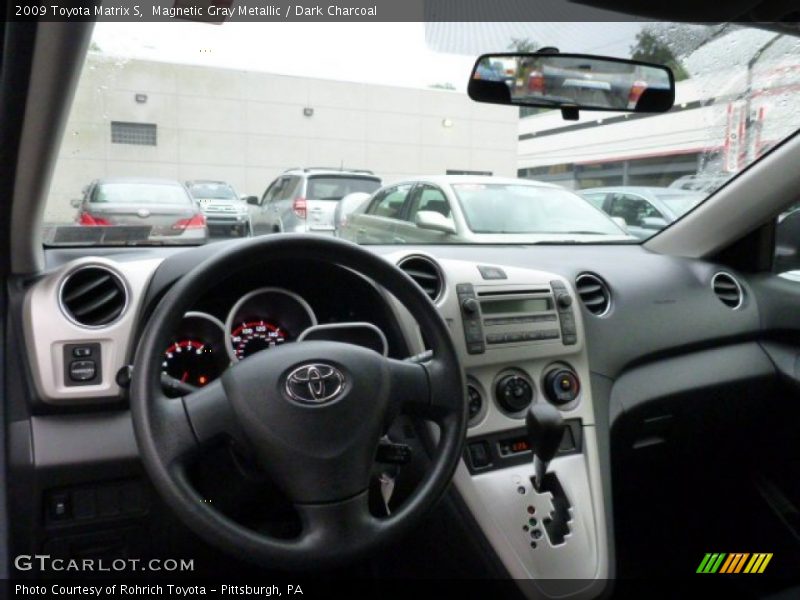 Magnetic Gray Metallic / Dark Charcoal 2009 Toyota Matrix S