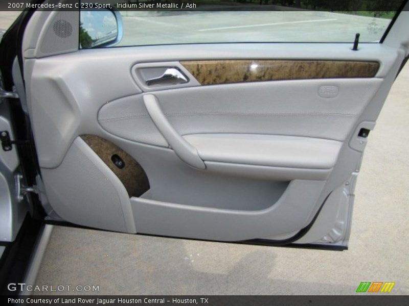 Door Panel of 2007 C 230 Sport