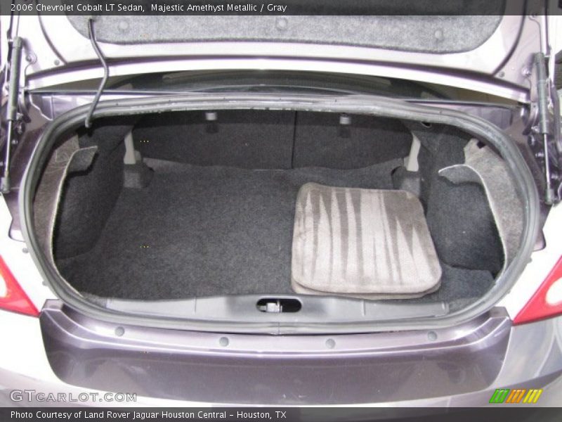 Majestic Amethyst Metallic / Gray 2006 Chevrolet Cobalt LT Sedan