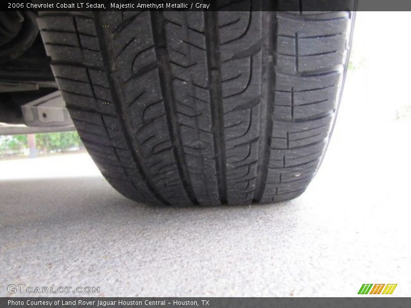 Majestic Amethyst Metallic / Gray 2006 Chevrolet Cobalt LT Sedan