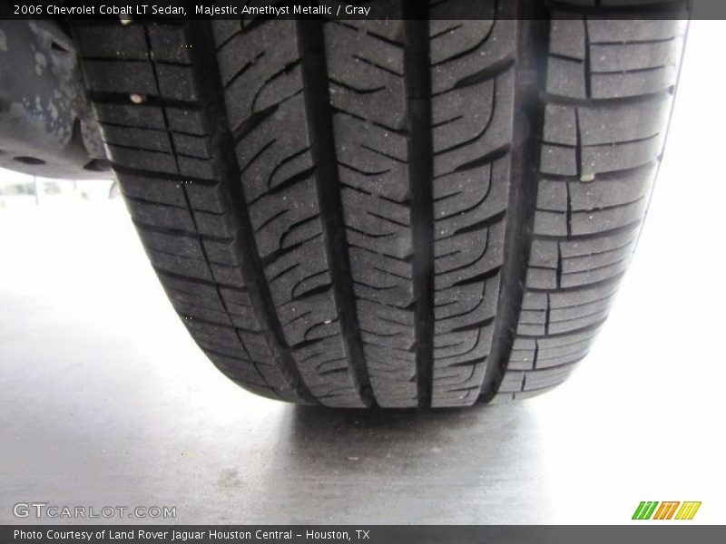 Majestic Amethyst Metallic / Gray 2006 Chevrolet Cobalt LT Sedan
