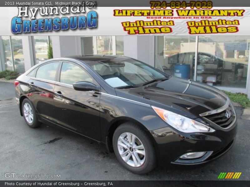 Midnight Black / Gray 2013 Hyundai Sonata GLS