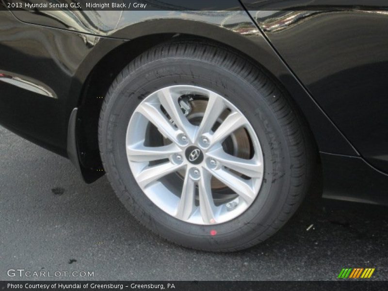 Midnight Black / Gray 2013 Hyundai Sonata GLS