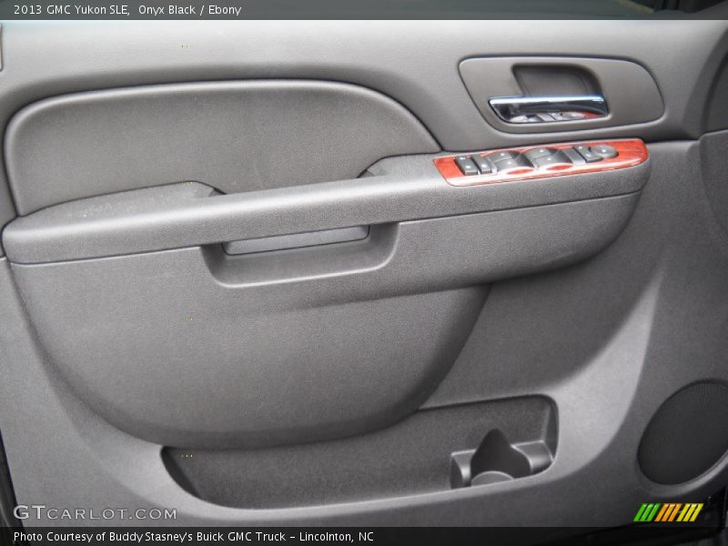 Onyx Black / Ebony 2013 GMC Yukon SLE