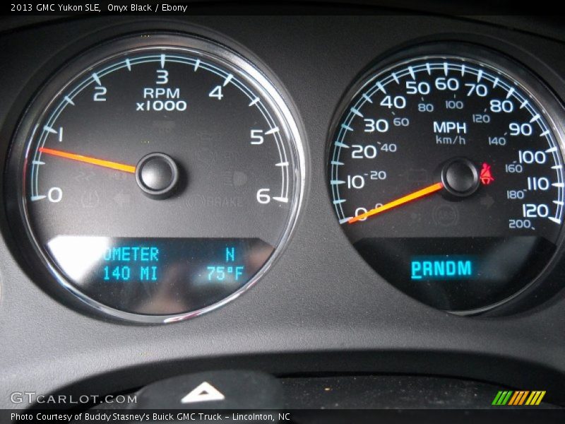 Onyx Black / Ebony 2013 GMC Yukon SLE