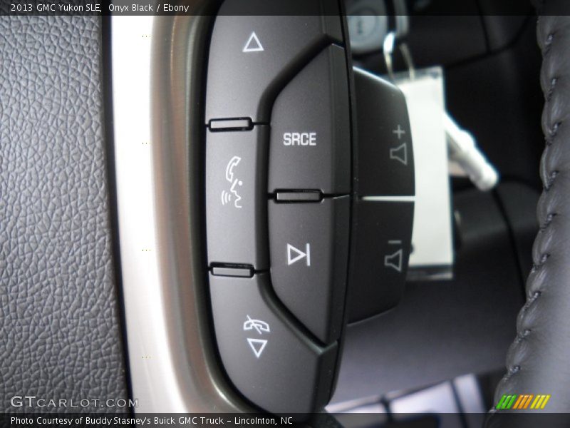 Onyx Black / Ebony 2013 GMC Yukon SLE