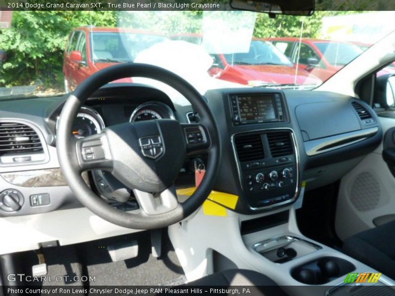 True Blue Pearl / Black/Light Graystone 2014 Dodge Grand Caravan SXT