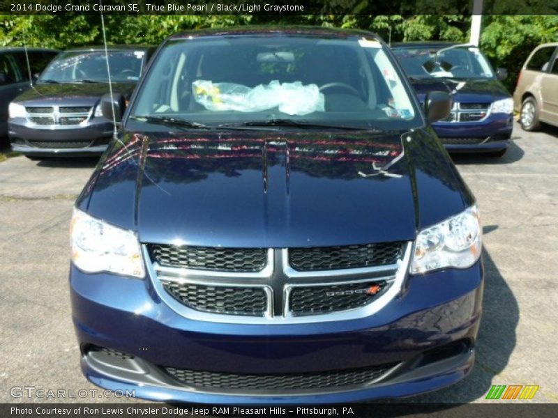 True Blue Pearl / Black/Light Graystone 2014 Dodge Grand Caravan SE