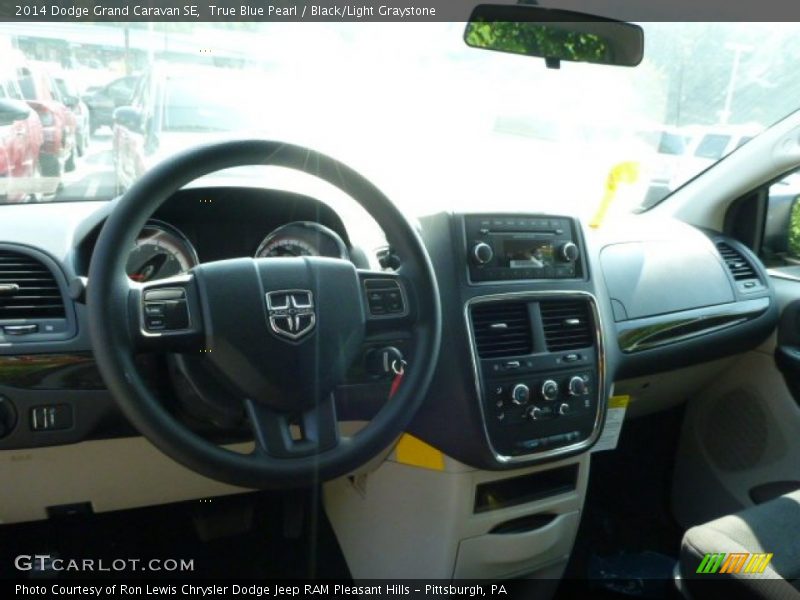 True Blue Pearl / Black/Light Graystone 2014 Dodge Grand Caravan SE