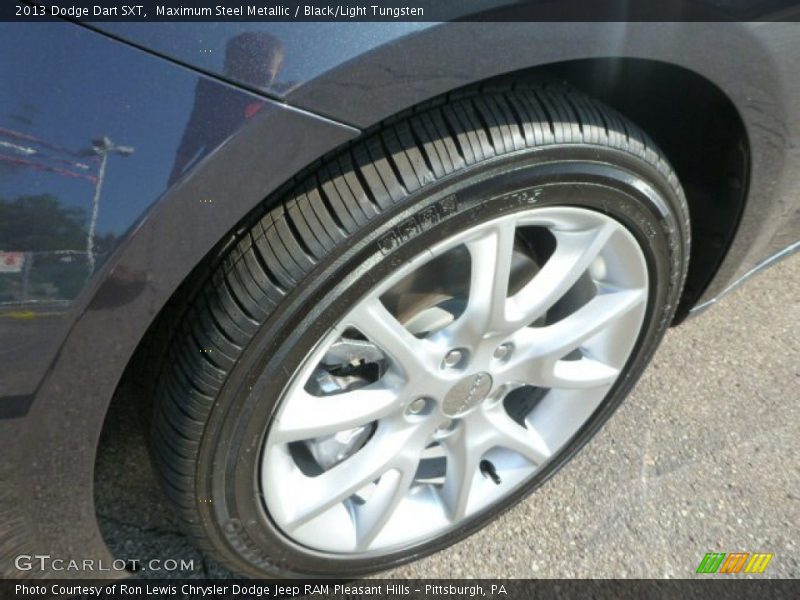 Maximum Steel Metallic / Black/Light Tungsten 2013 Dodge Dart SXT