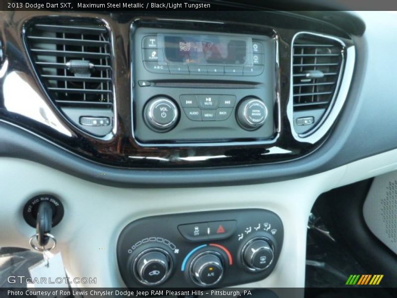 Maximum Steel Metallic / Black/Light Tungsten 2013 Dodge Dart SXT