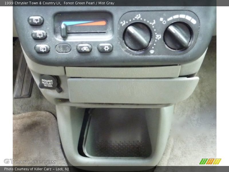 Forest Green Pearl / Mist Gray 1999 Chrysler Town & Country LX