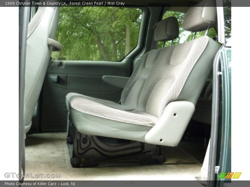 Forest Green Pearl / Mist Gray 1999 Chrysler Town & Country LX