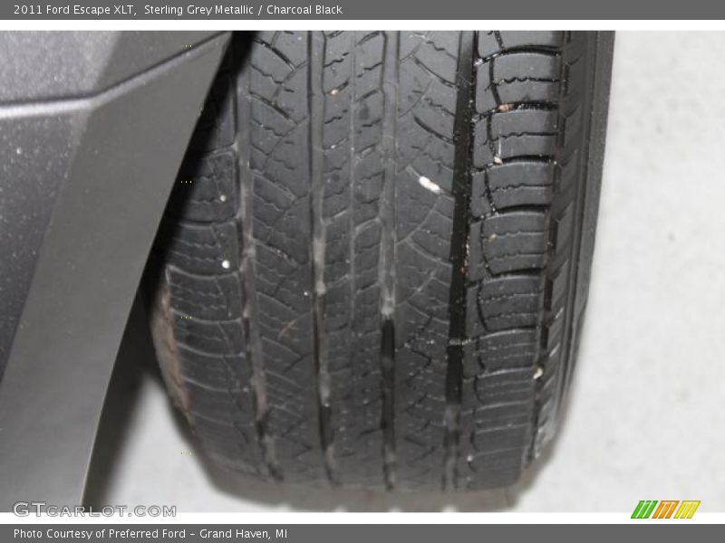 Sterling Grey Metallic / Charcoal Black 2011 Ford Escape XLT