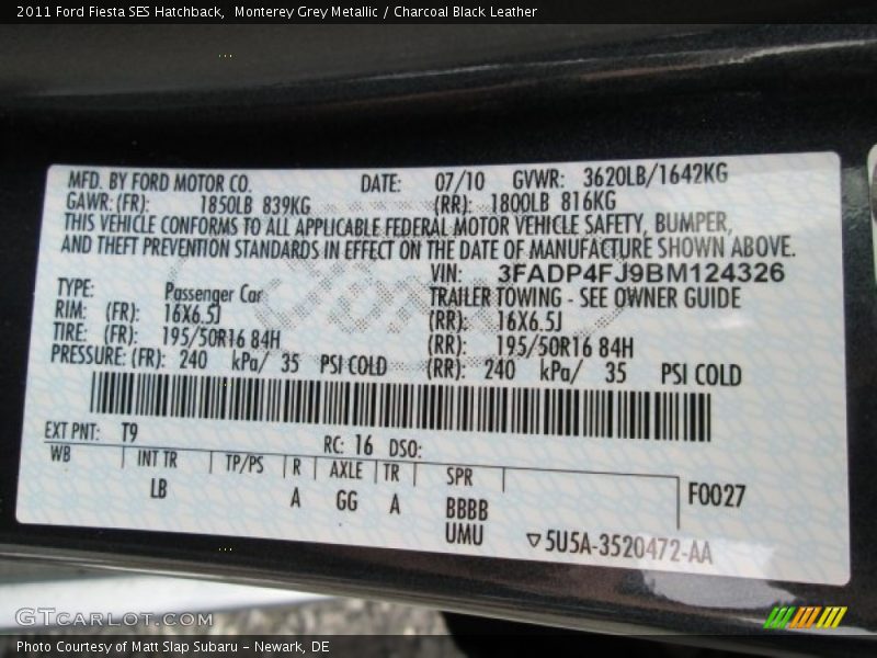 Monterey Grey Metallic / Charcoal Black Leather 2011 Ford Fiesta SES Hatchback