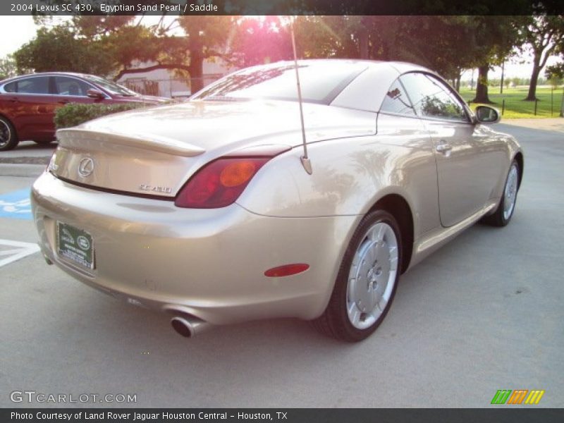 Egyptian Sand Pearl / Saddle 2004 Lexus SC 430