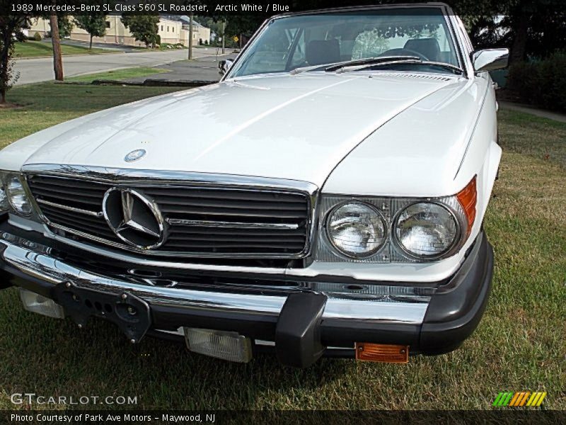 Arctic White / Blue 1989 Mercedes-Benz SL Class 560 SL Roadster