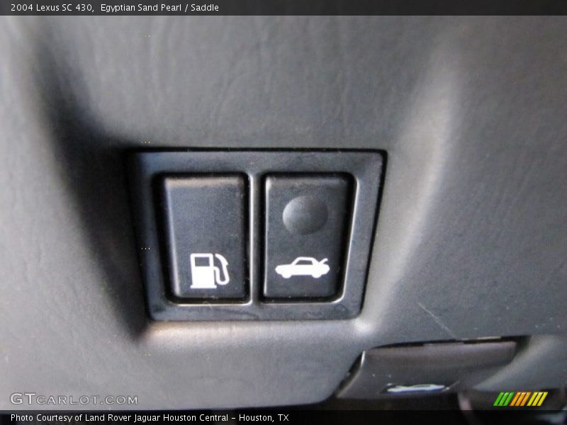 Egyptian Sand Pearl / Saddle 2004 Lexus SC 430