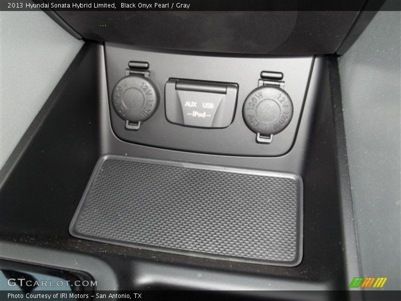Black Onyx Pearl / Gray 2013 Hyundai Sonata Hybrid Limited