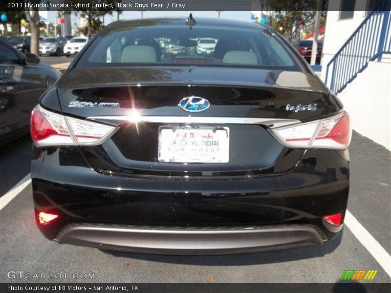 Black Onyx Pearl / Gray 2013 Hyundai Sonata Hybrid Limited