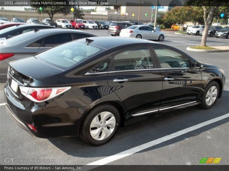 Black Onyx Pearl / Gray 2013 Hyundai Sonata Hybrid Limited