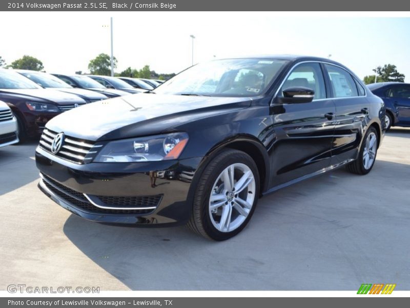 Black / Cornsilk Beige 2014 Volkswagen Passat 2.5L SE