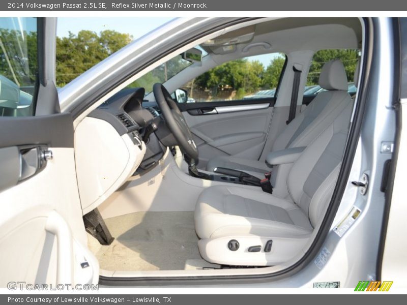 Reflex Silver Metallic / Moonrock 2014 Volkswagen Passat 2.5L SE