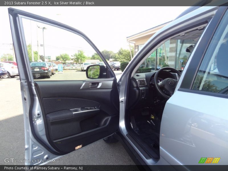 Ice Silver Metallic / Black 2013 Subaru Forester 2.5 X
