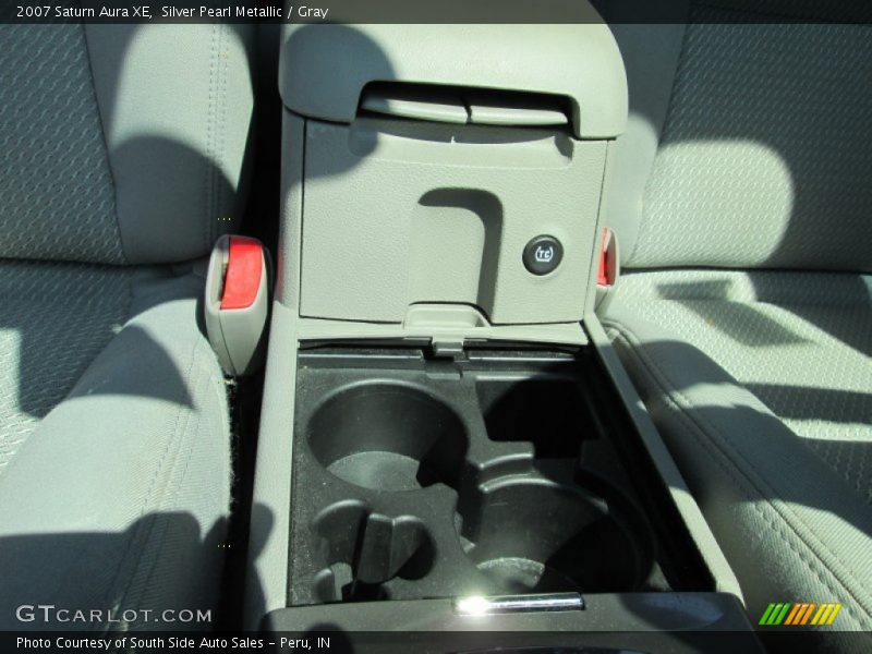 Silver Pearl Metallic / Gray 2007 Saturn Aura XE