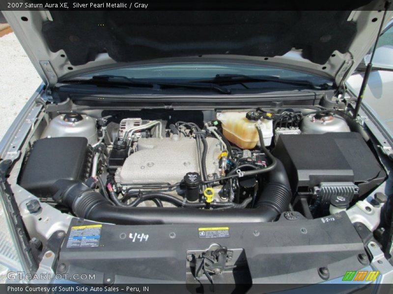 Silver Pearl Metallic / Gray 2007 Saturn Aura XE