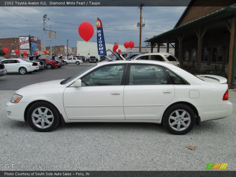 Diamond White Pearl / Taupe 2002 Toyota Avalon XLS