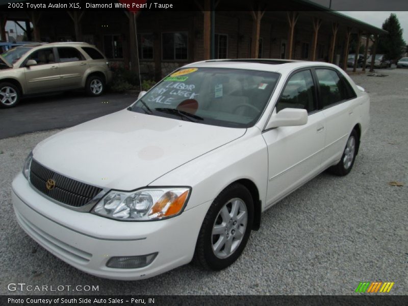 Diamond White Pearl / Taupe 2002 Toyota Avalon XLS
