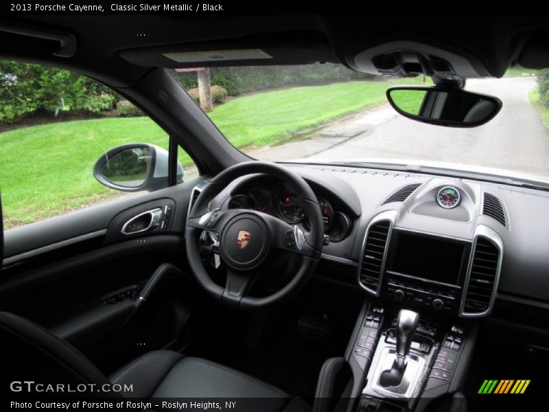 Classic Silver Metallic / Black 2013 Porsche Cayenne