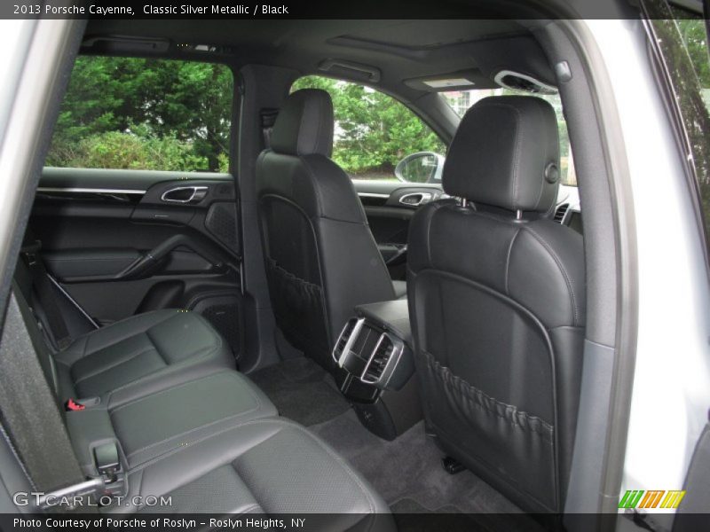 Classic Silver Metallic / Black 2013 Porsche Cayenne