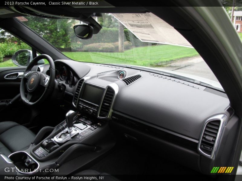 Classic Silver Metallic / Black 2013 Porsche Cayenne