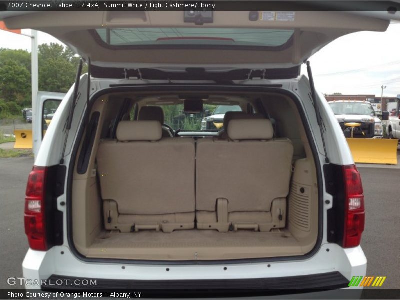 Summit White / Light Cashmere/Ebony 2007 Chevrolet Tahoe LTZ 4x4