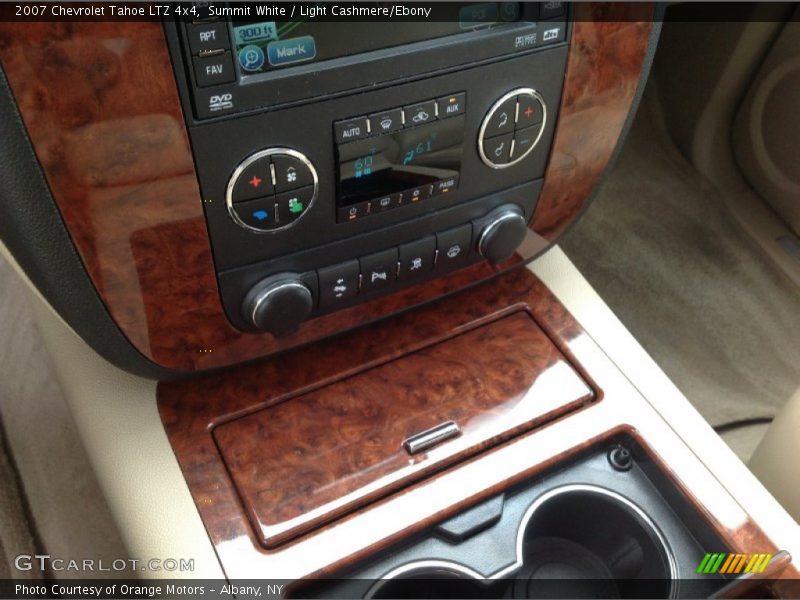 Summit White / Light Cashmere/Ebony 2007 Chevrolet Tahoe LTZ 4x4