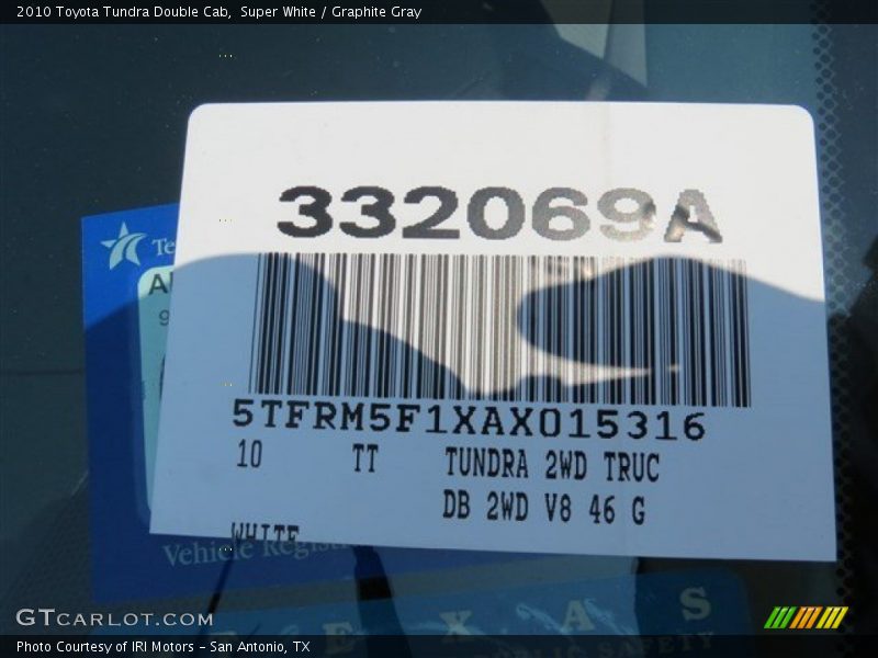 Super White / Graphite Gray 2010 Toyota Tundra Double Cab