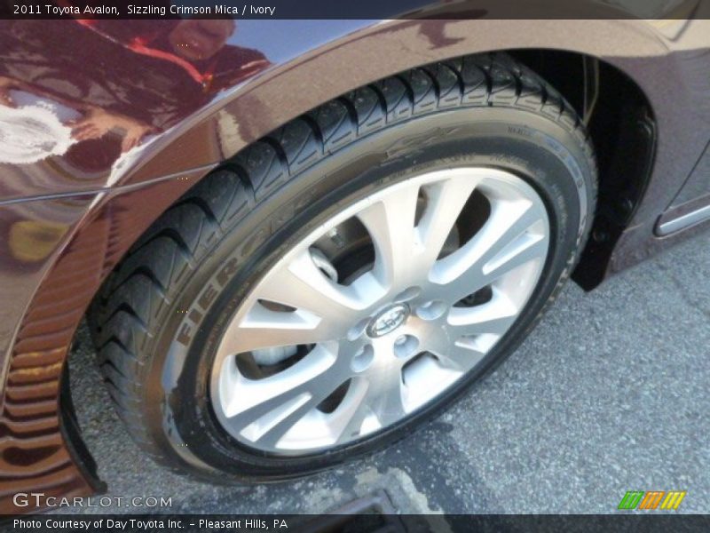 Sizzling Crimson Mica / Ivory 2011 Toyota Avalon