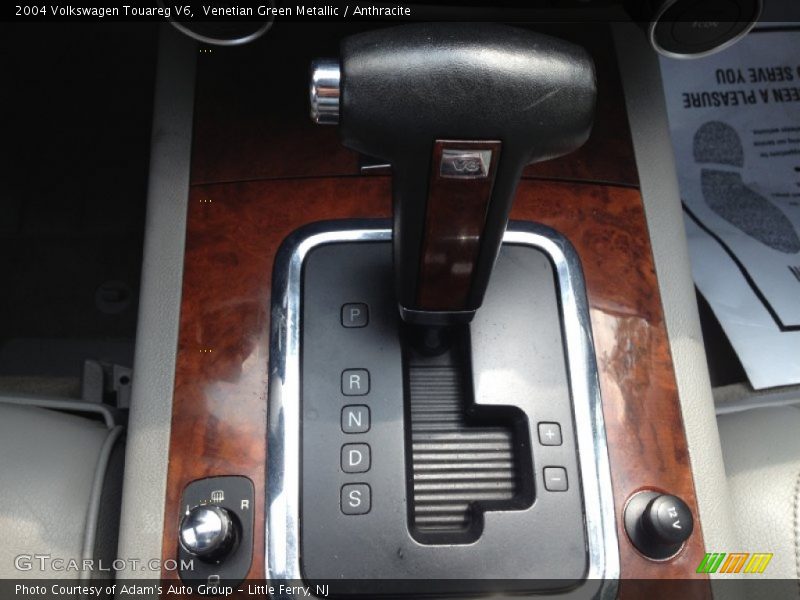 Venetian Green Metallic / Anthracite 2004 Volkswagen Touareg V6