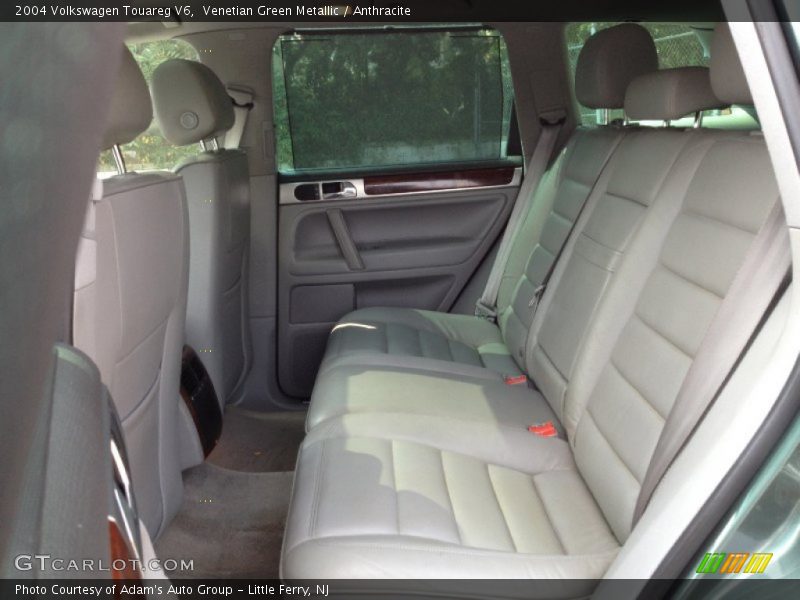 Venetian Green Metallic / Anthracite 2004 Volkswagen Touareg V6