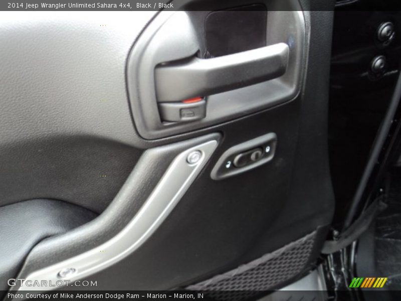 Black / Black 2014 Jeep Wrangler Unlimited Sahara 4x4