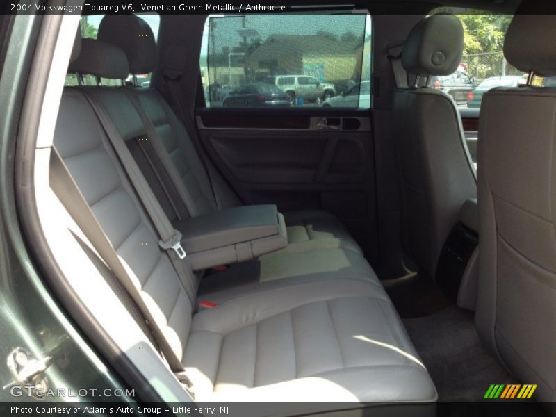 Venetian Green Metallic / Anthracite 2004 Volkswagen Touareg V6